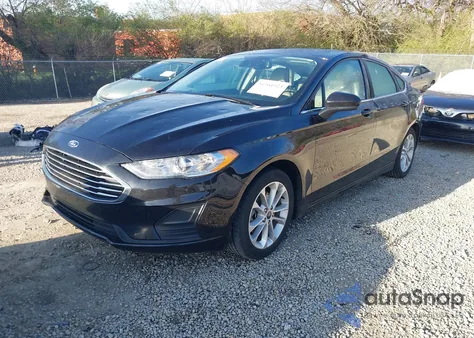 2020 Ford Fusion Hybrid Se z USA, uszkodzony, nr VIN 3FA6P0LU9LR226536